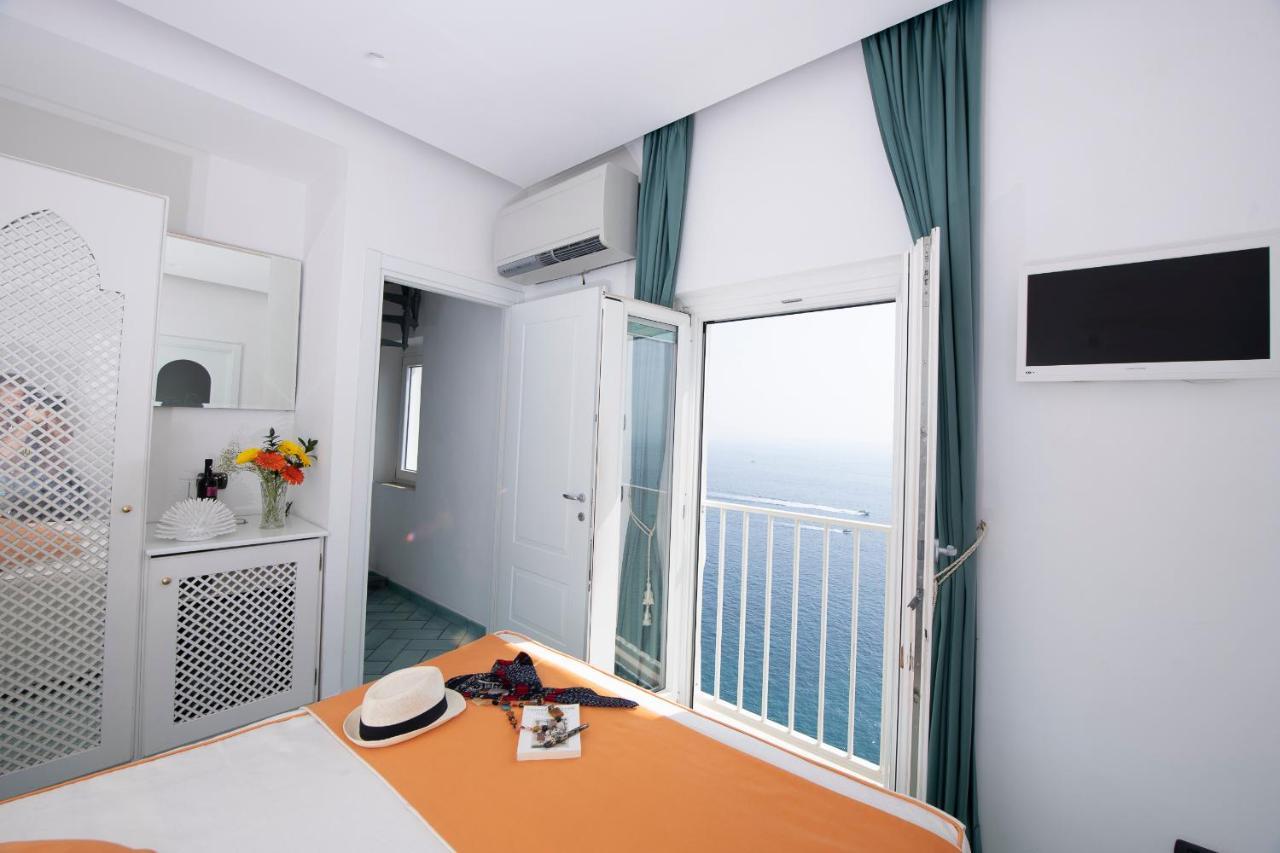 Hotel La Ninfa Amalfi Eksteriør billede